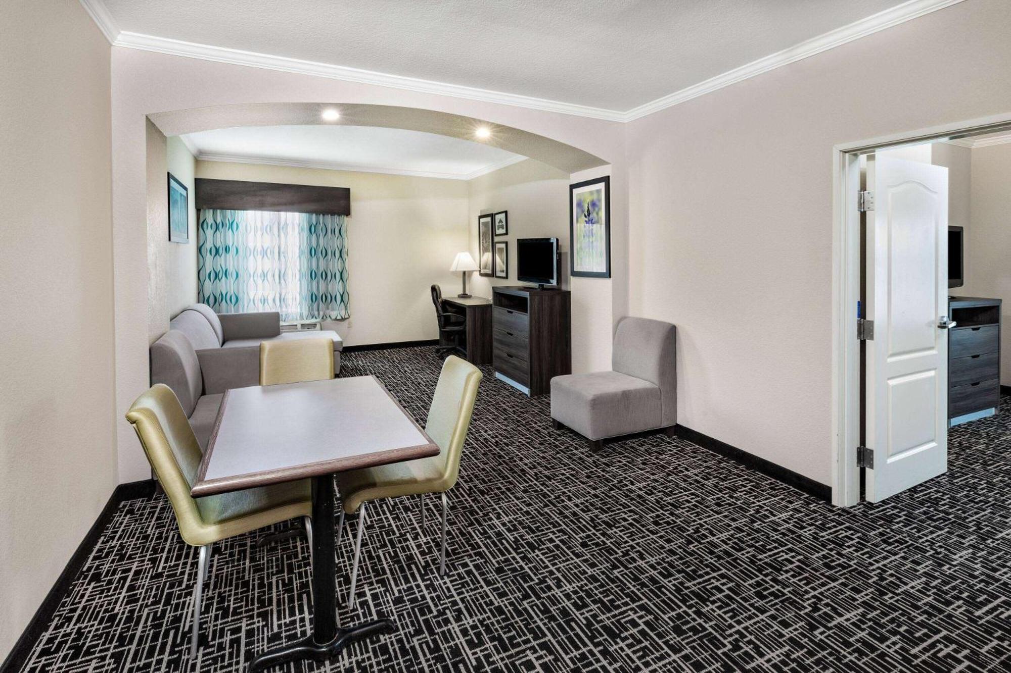 Готель La Quinta By Wyndham Garland Harbor Point Екстер'єр фото